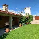 וילה Casa Do Fijogo No Geres Avec Piscine Rio Caldo