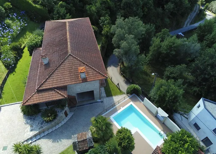 Casa Do Fijogo No Geres Avec Piscine Villa *