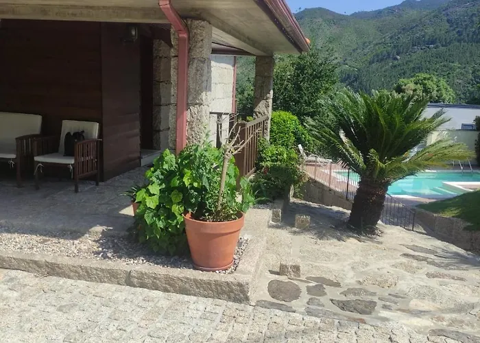 Casa Do Fijogo No Geres Avec Piscine Villa *